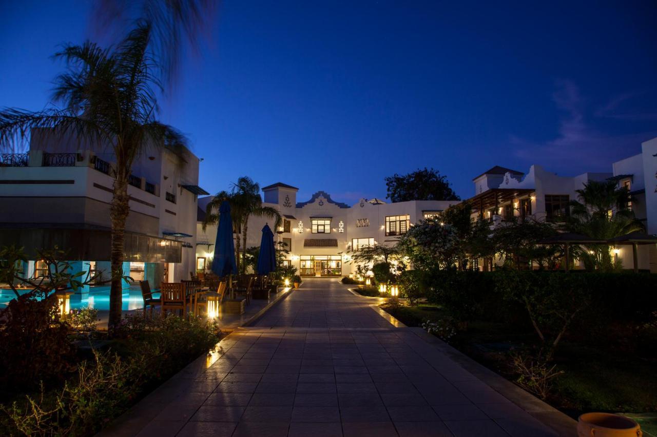 Курортний комплекс Lahami Bay Abu Ghusun